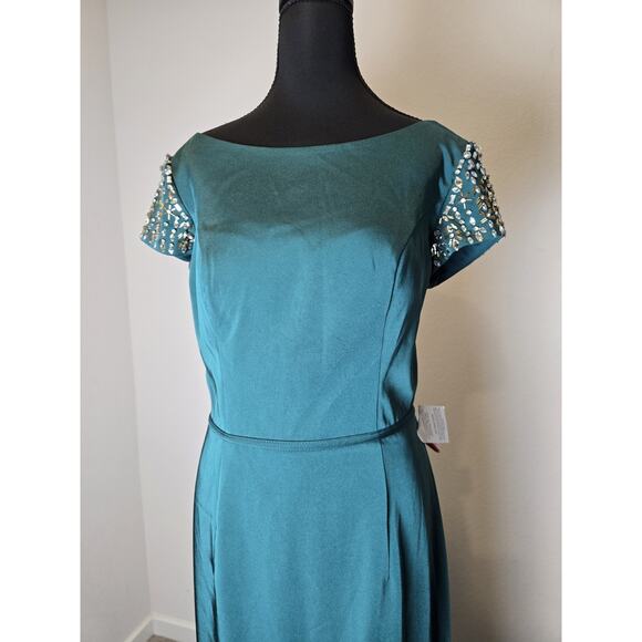 Mac Duggal Bateau Neck Embellished Cap Sleeve Gown #55718 Emerald Green, Sz 10 - Picture 6 of 16